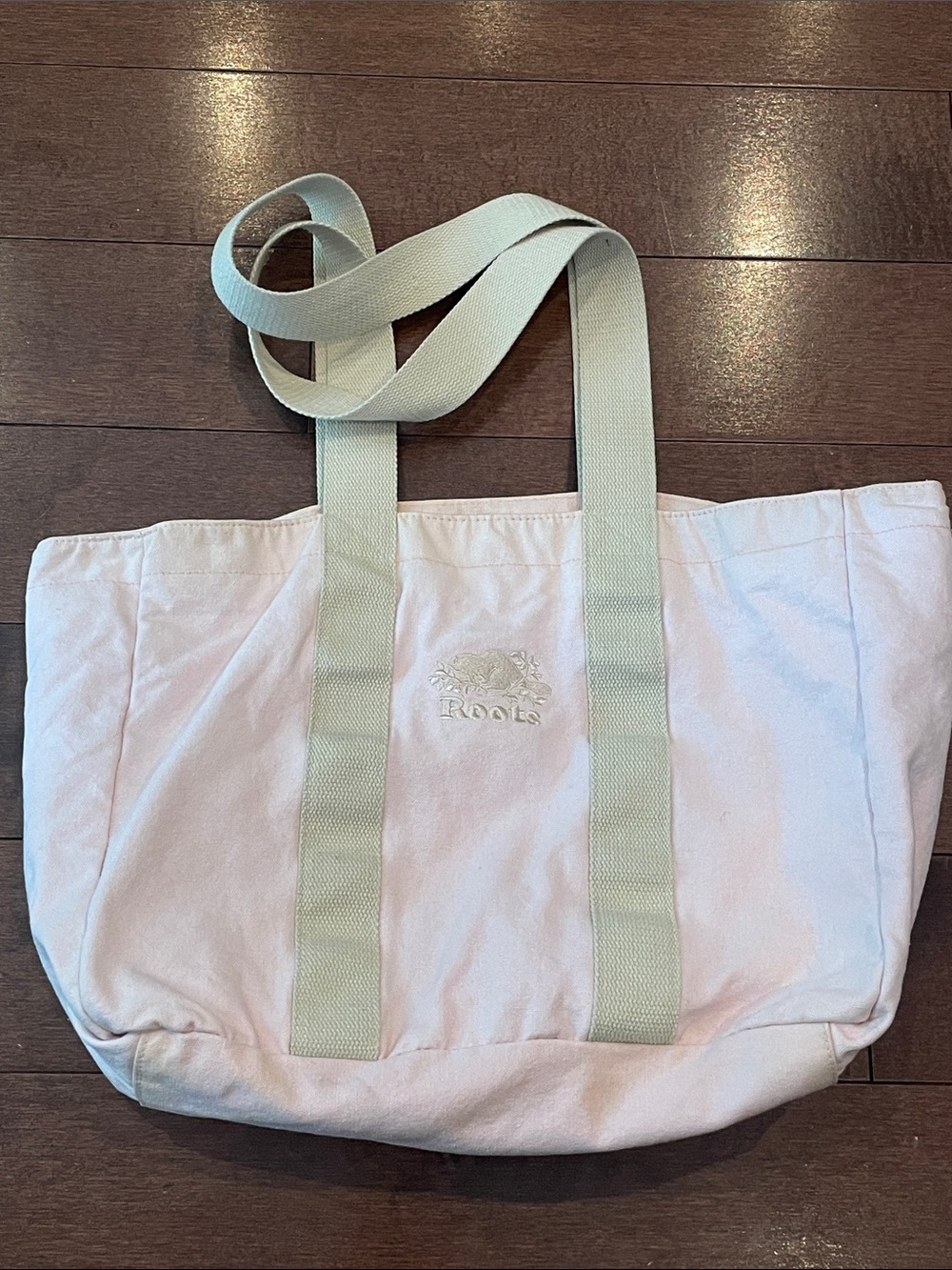 5/$25 Roots Pale Pink Tote with Cream Webbing Straps